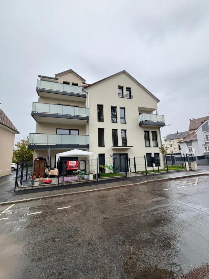 Appartement + Parking + Terrasse Mülhausen Exterior foto